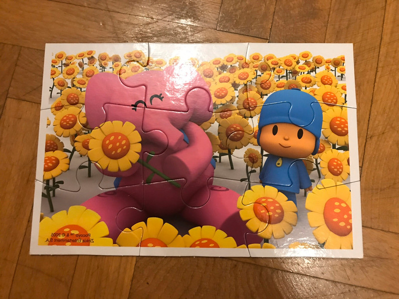 Puzzle pocoyo hotsell