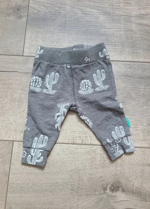 Leggings 1 mois, brand: Hema, condition: Very good, size: Up to 1 month / 50 cm, €1.00, €1.75 includes Buyer Protection