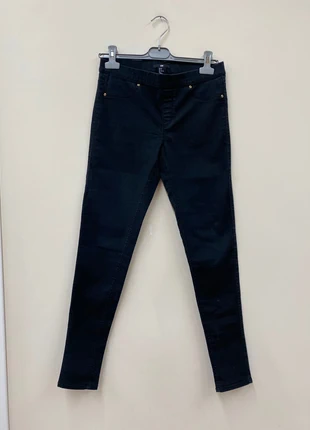 Pantalone nero skinny da donna H&M, marque: H&M, état: Neuf sans étiquette, taille: S / 36 / 8, 5,00 €, 5,95 € Protection acheteurs incluse