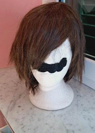 Brown short wig / Parrucca marrone corta, brand: Kasouwig, condizioni: Nuovo senza cartellino, €15.00, €16.45 include la Protezione acquisti