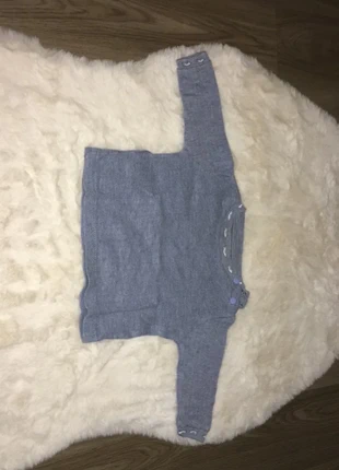 Pull fille , brand: Petit Pirate, condition: Good, size: 1-3 months / 56 cm, €1.00, €1.75 includes Buyer Protection