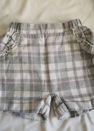 Short bambina Chicco, marque: Chicco, état: Bon état, taille: 18-24 mois / 86 cm, 2,00 €, 2,80 € Protection acheteurs incluse