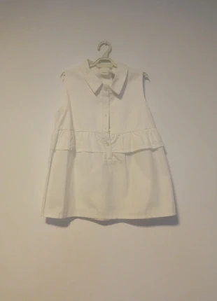 Camisa blanca niña sin mangas , marca: Name It, estado: Nuevo con etiquetas, tamaño: 10 años / 140 cm, 3,00 €, 3,85 € Protección al comprador incluida