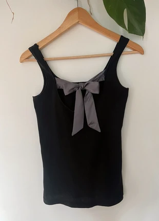 Top femme noeud H&M, brand: H&M, condition: Very good, size: XS / 34 / 6, €3.95, €4.85 includes Buyer Protection