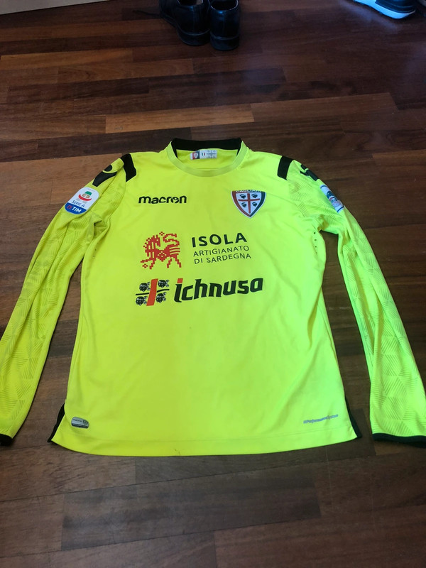 Cagliari Calcio 2018-19 Away Kit
