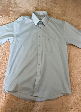 Chemise manches courtes Yves Saint Laurent | Taille M | bon état, brand: Yves Saint Laurent, condizioni: Buone, taglia: M, €20.00, €21.70 include la Protezione acquisti