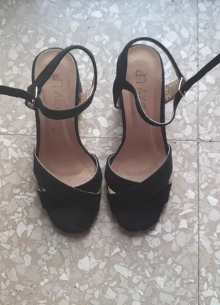 Black blockheel, état: Très bon état, taille: 36, 6,50 €, 7,53 € Protection acheteurs incluse