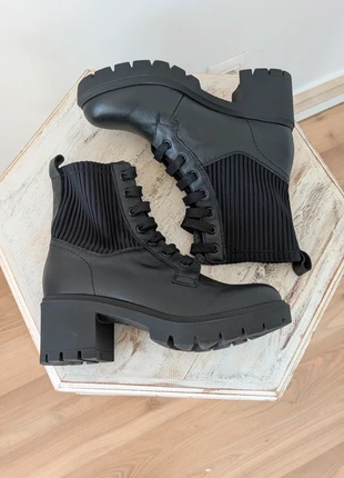 Botines negros cuero 37 Claudia, marque: Claudia, état: Neuf avec étiquette, taille: 37, 43,00 €, 45,85 € Protection acheteurs incluse