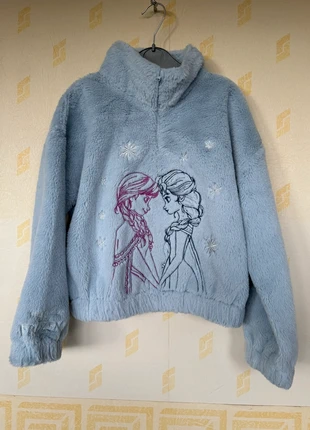 Warm Frozen sweater, merk: Disney x Primark, staat: Heel goed, maat: 7 jaar / 122 cm, € 6,50, € 7,53 inclusief Kopersbescherming