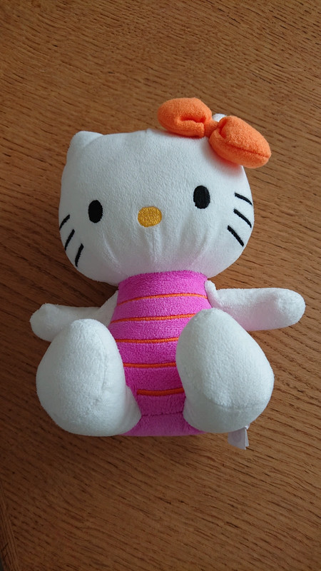 Kitty peluche sales