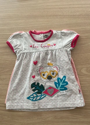 Lot de deux tuniques bébé 18 mois, merk: Lee Cooper, staat: Heel goed, maat: 18-24 maanden / 86 cm, € 12,00, € 13,30 inclusief Kopersbescherming