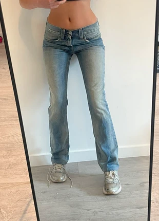 jean Levis taille basse vintage y2k, brand: y2k, condizioni: Ottime, taglia: S / IT 40 / EU 36, €20.00, €21.70 include la Protezione acquisti