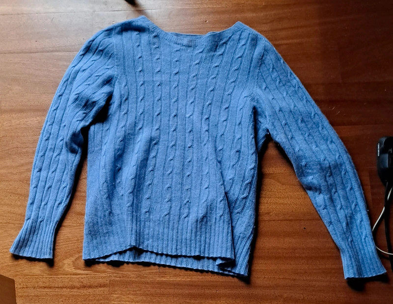 Maglione azzurro 1