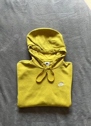 Sweat a capuche Nike jaune brodé, brand: Nike, condition: Very good, size: S, €19.50, €21.18 includes Buyer Protection