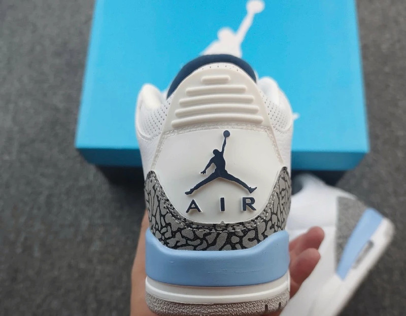 Air Jordan 3s North Carolina Blue Vinted