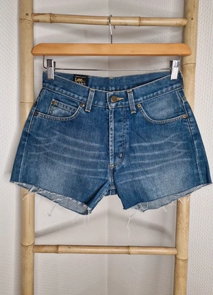 Short en jean - Lee S 🌸, marque: Lee, état: Très bon état, taille: S / 36 / 8, 11,00 €, 12,25 € Protection acheteurs (Pro) incluse