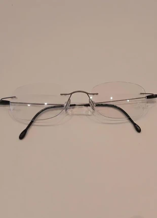 New, never used  glasses frame, man, titanium,original Silhouette., merk: Silhouette, staat: Nieuw zonder prijskaartje, € 169,00, € 178,15 inclusief Kopersbescherming