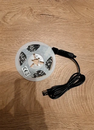 Striscia luci led multicolori USB, marque: natale, état: Neuf avec étiquette, 5,00 €, 5,95 € Protection acheteurs incluse