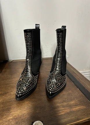 Magnifiques bottines style Santiago cow-boy à clous taille 37, état: Très bon état, taille: 37, 25,00 €, 26,95 € Protection acheteurs (Pro) incluse