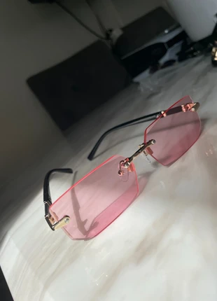 lunette de soleil rose, état: Neuf avec étiquette, 9,90 €, 11,10 € Protection acheteurs incluse