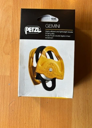 Poulie Petzl Gemini – Double, légère et ultra-performante, brand: PETZL, condition: New with tags, €35.00, €37.45 includes Buyer Protection