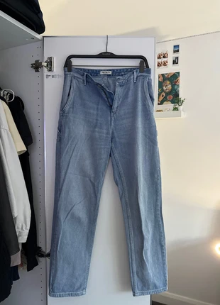Blue light wash jeans, brand: Carhartt, condition: Good, size: Other, £25.00, £26.95 includes Buyer Protection