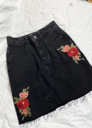 Falda vaquera talla 32, brand: Primark, condizioni: Ottime, taglia: XXS / IT 36 / EU 32, €6.00, €7.00 include la Protezione acquisti