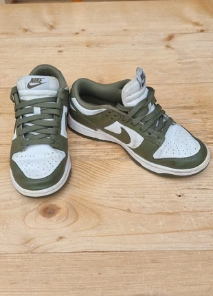 Nike SB Low Retro Dunk Vert Taille 37,5, merk: Nike, staat: Goed, maat: 37.5, € 19,00, € 20,65 inclusief Kopersbescherming