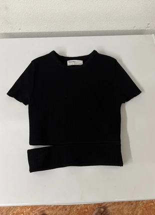 top corto con abertura lateral - bershka, marque: Bershka, état: Très bon état, taille: XS / 34 / 6, 7,00 €, 8,05 € Protection acheteurs incluse