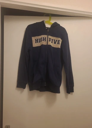 Sweat capuche zara bleu marine à fermeture éclair garçon 9-10 ans, brand: Zara, condizioni: Ottime, taglia: 10 anni / 140 cm, €3.00, €3.85 include la Protezione acquisti