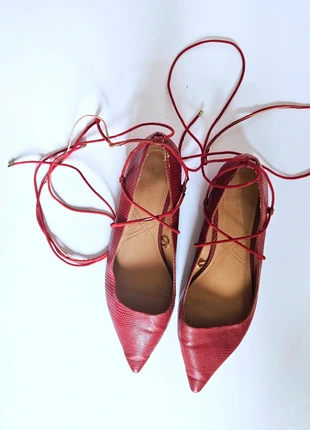 Bailarinas rojas ZARA con cordones · red lace-up flats · talla 40, marque: Zara, état: Satisfaisant, taille: 40, 6,00 €, 7,00 € Protection acheteurs incluse