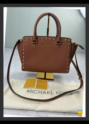 Sac à bandoulière et à main Michael Kors marron en cuir pour femme, marque: Michael Kors, état: Très bon état, 64,00 €, 67,90 € Protection acheteurs (Pro) incluse