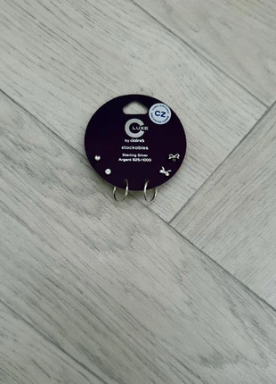 Set of stackable ear rings, merk: Claire's, staat: Nieuw met prijskaartje, € 10,00, € 11,20 inclusief Kopersbescherming