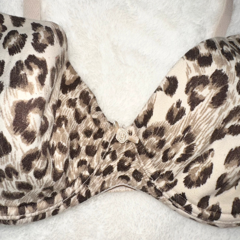Vintage! Victoria's Secret Leopard Animal Print Bra!