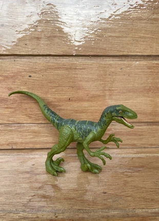 Dinosaure velociraptor jurassic world, brand: Mattel, condition: Very good, size: One size, €12.00, €13.30 includes Buyer Protection