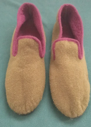 Chaussons pantoufles, marke: Rien, zustand: Sehr gut, größe: 45, 6,00 €, 7,00 € inklusive Vinted-Käuferschutz