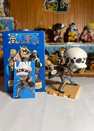 Figurine One piece mighty jaxx - Trafalgar Law, marca: Mighty Jaxx, estado: Novo sem etiquetas, tamanho: Tamanho único, €10.00, €11.20 inclui Proteção do Comprador