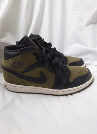 Olive green and clearance black jordan 1