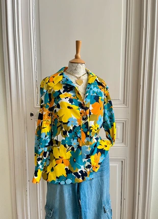 Magnifique surchemise vintage fait main motifs grosses fleurs multicolore taille 40, marque: Fait Main, état: Très bon état, taille: L / 40 / 12, 12,00 €, 13,30 € Protection acheteurs incluse