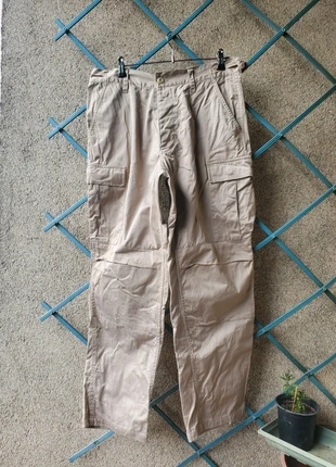 Pantalon cargo 6 poches, état: Neuf sans étiquette, taille: M, 35,00 €, 37,45 € Protection acheteurs incluse