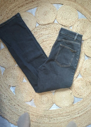 Jeans Bash taille XS flare noir stretch, marque: Ba&sh, état: Très bon état, taille: XS / 34 / 6, 13,00 €, 14,35 € Protection acheteurs incluse