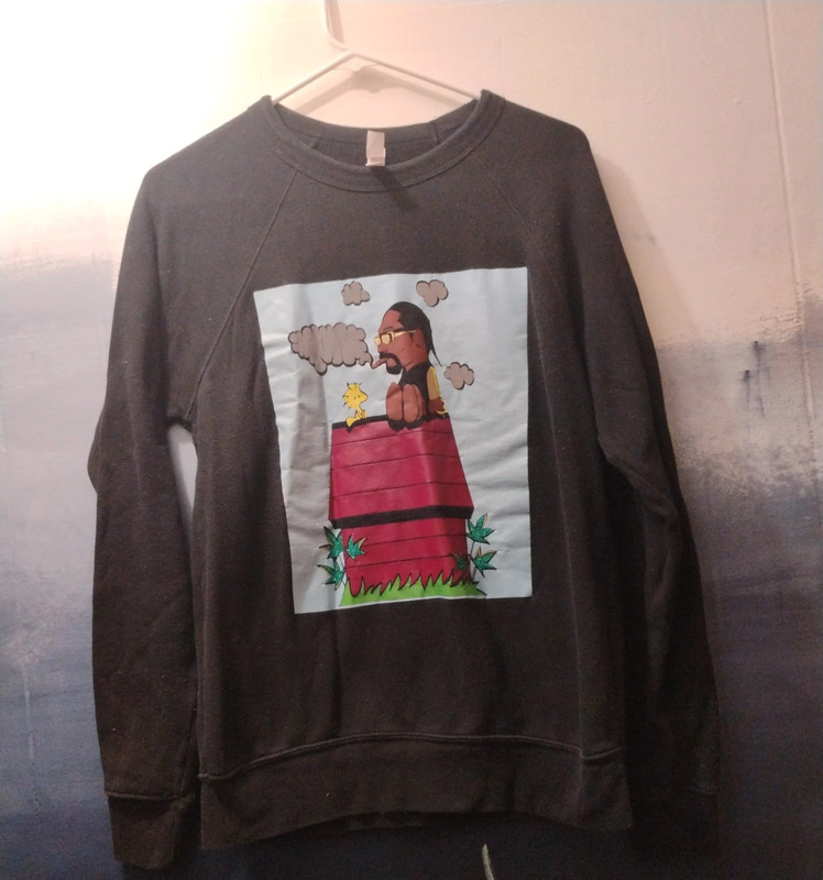 Snoop dogg sweater 1