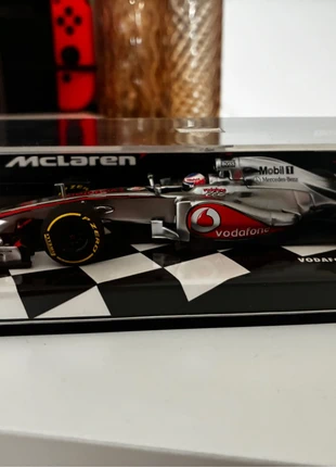 Schaalmodel Jenson Button, marque: Minichamps, état: Neuf sans étiquette, 32,50 €, 34,83 € Protection acheteurs incluse