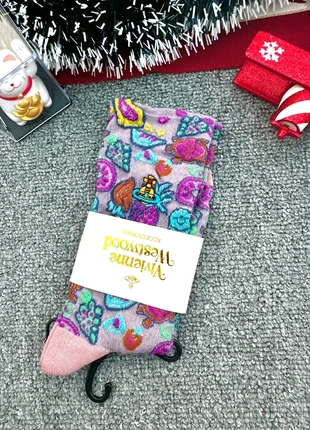 Chaussettes Vivienne Westwood – Mauve motifs exotiques multicolores – Made in Japan, marque: Vivienne Westwood, état: Très bon état, taille: Taille unique, 12,00 €, 13,30 € Protection acheteurs (Pro) incluse