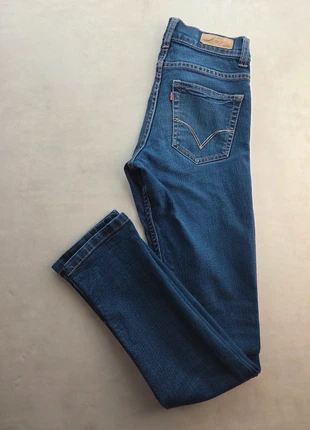 red tag jean slim bleu brut fille 12 ans coupe ajustée casual vintage, brand: Levi's, condition: Very good, size: 12 years / 152 cm, €12.00, €13.30 includes Buyer Protection