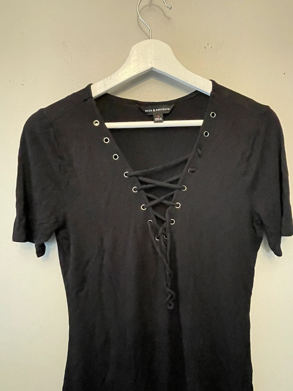 Rock & Republic Size Medium Womens Black Shirt #M-5-150-25 2