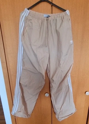 Adidas Trefoil Trackpants - large, marca: adidas, estado: Muito bom, tamanho: L / 40 / 12, €35.00, €37.45 inclui Proteção do Comprador