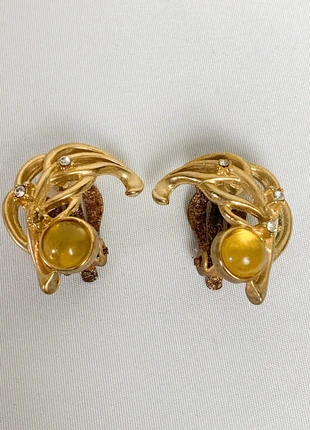 Boucles d’oreilles clips en métal doré et pierre translucide jaune vintage #bo #vintage, marke: Vintage, zustand: Sehr gut, 9,00 €, 10,15 € beinhaltet Vinted-Käuferschutz Pro