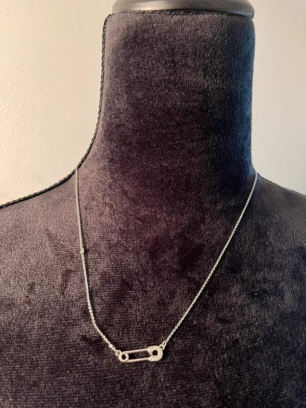 Silver Safety Pin Necklace 1