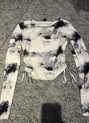 Shein Langarm-shirt, brand: Shein, condizioni: Ottime, taglia: S / IT 40 / EU 36, €3.00, €3.85 include la Protezione acquisti